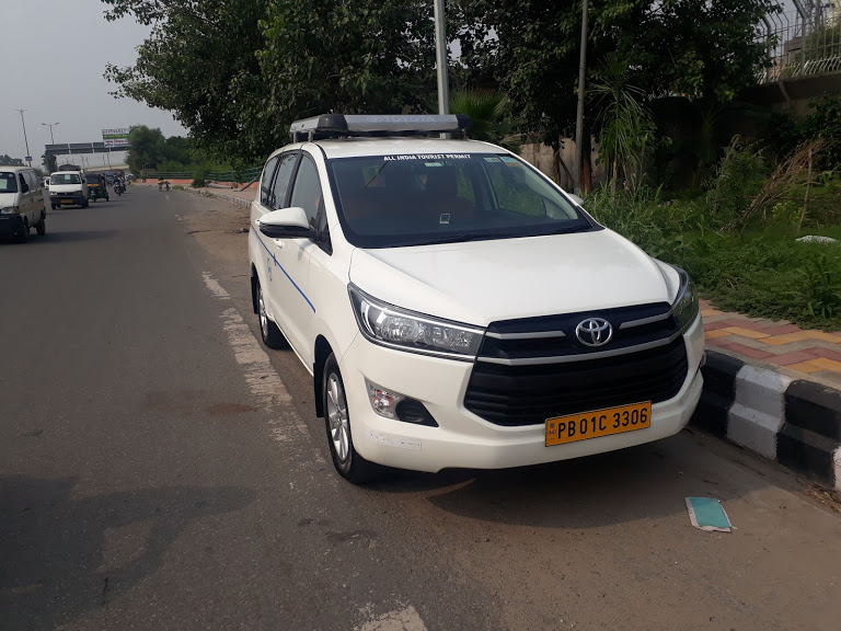 The Best 5 Car Rental Agency for Your Delhi To Kedarnath Visit